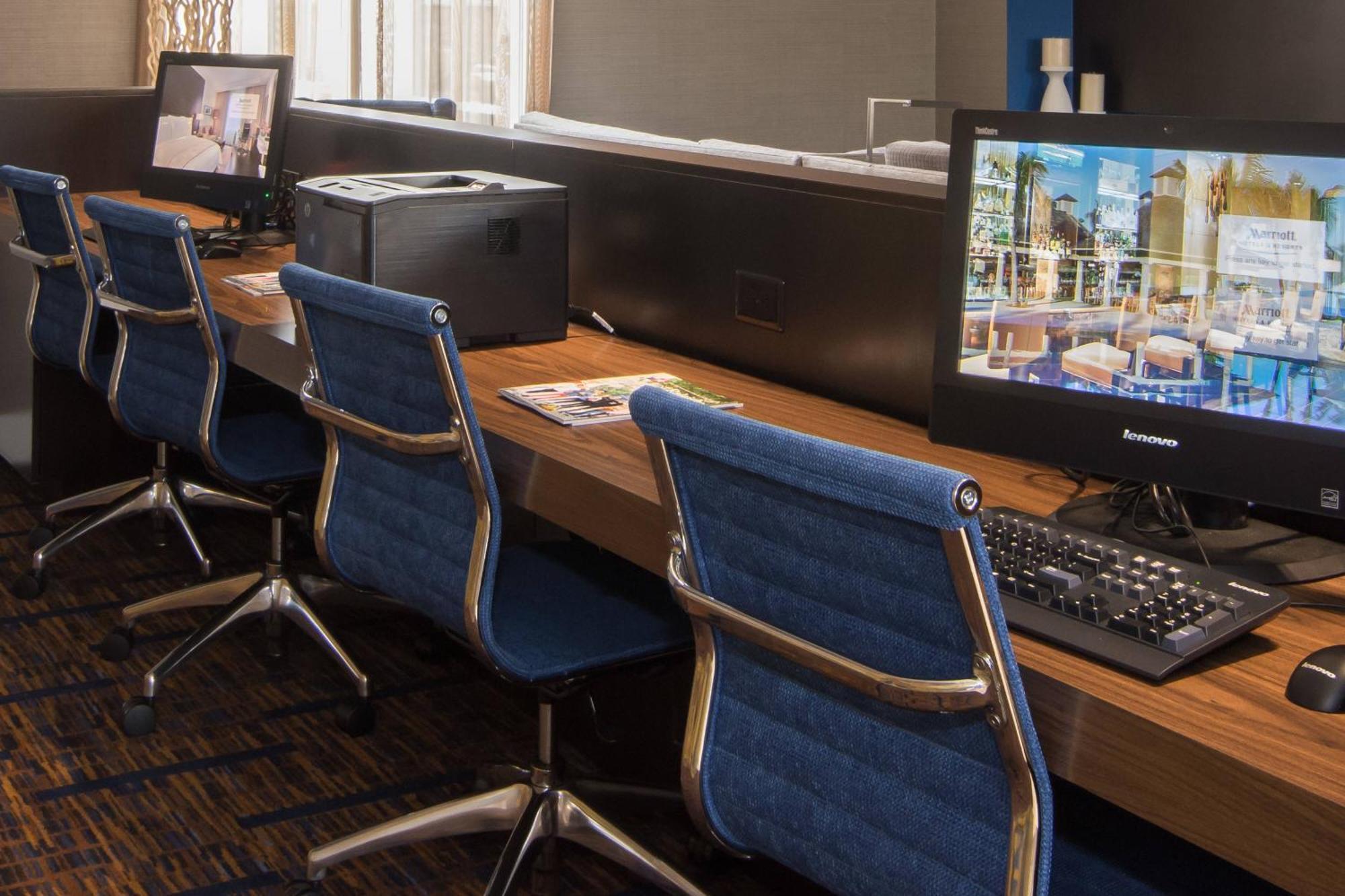 Courtyard By Marriott Raleigh-Durham Airport/Brier Creek Ξενοδοχείο Εξωτερικό φωτογραφία